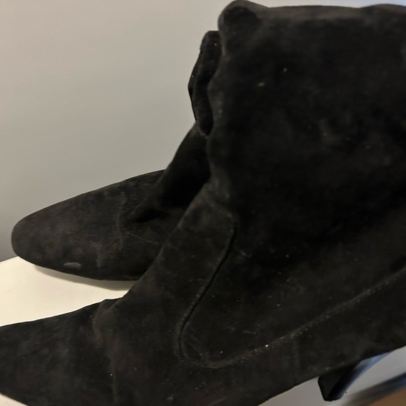 Ladies black suede boots - Picture 1 of 5